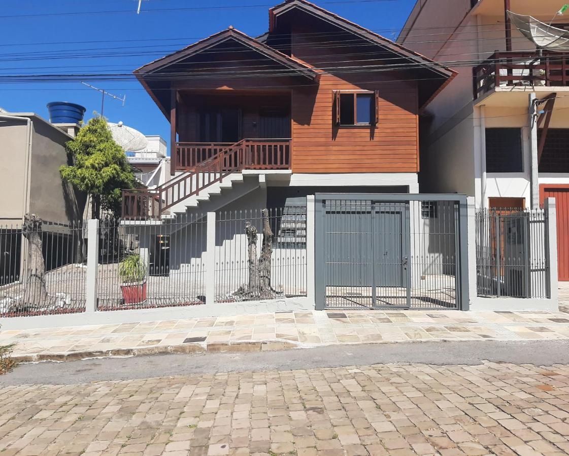 Casa Completa Otima Localizacao Vale Dos Vinhedos Villa Bento Goncalves Luaran gambar